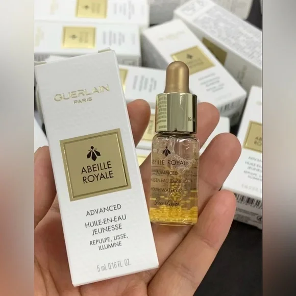 Guerlain Abeille Royale Advanced Youth Watery Oil Mini Size 0.16oz/5ML - Picture 2 of 3